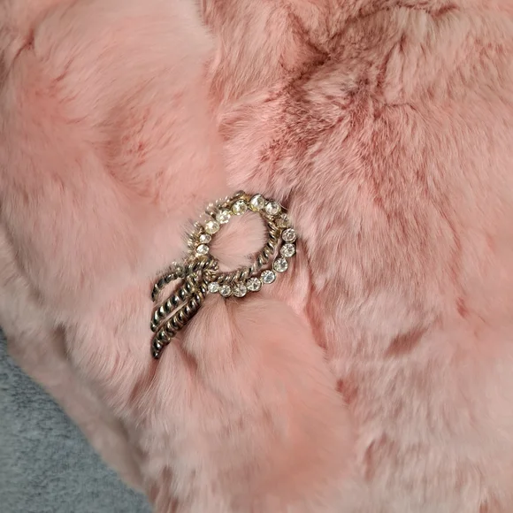 Vintage Pink Rabbit Cowl - Picture 2 of 2